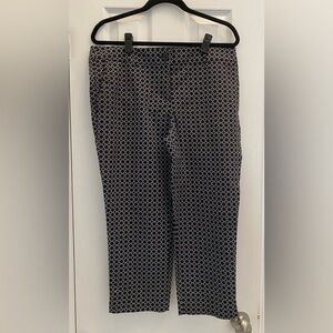NWOT - Hilary Radley - button up cropped dress pants - stretch- size 12